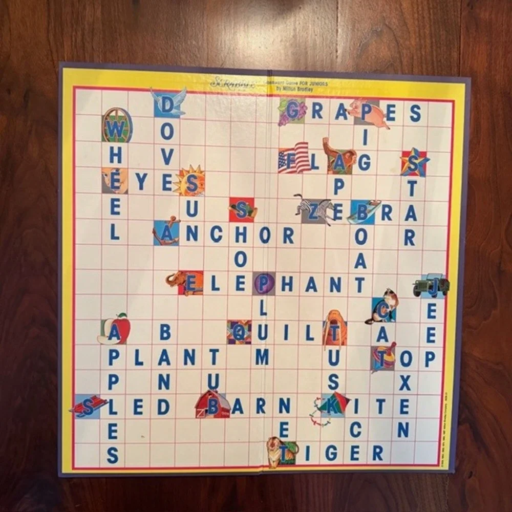 Vintage 1989 Scrabble For Juniors Board Game Milton Bradley 4039 Nearly Complete